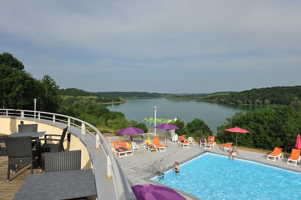 Camping De La Liez Hotel Peigney ภายนอก รูปภาพ